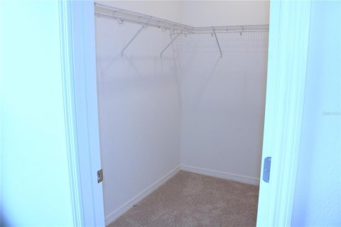 House in Edgewater, Florida 4 bedrooms, 195.65 sq.m. № 1916191 - photo 26