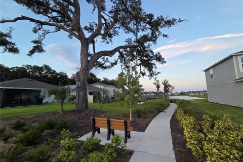 House in Edgewater, Florida 4 bedrooms, 195.65 sq.m. № 1916191 - photo 3