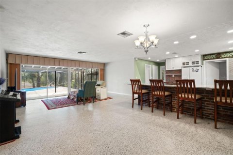 House in Spring Hill, Florida 3 bedrooms, 128.86 sq.m. № 2428766 - photo 5