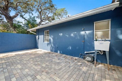 House in Spring Hill, Florida 3 bedrooms, 128.86 sq.m. № 2428766 - photo 26