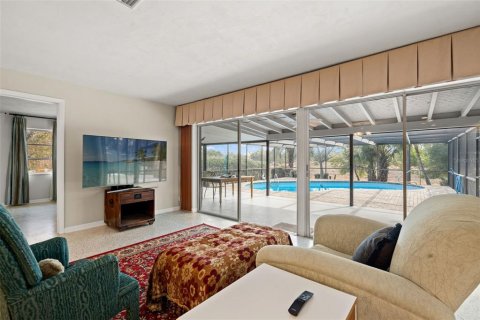 House in Spring Hill, Florida 3 bedrooms, 128.86 sq.m. № 2428766 - photo 3
