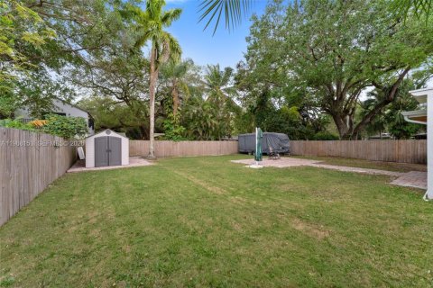 Снять в аренду виллу или дом в Саут-Майами, Флорида 2 спальни, 89.74м2, № 2050076 - фото 20