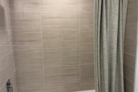 Copropriété à louer à Orlando, Floride: 2 chambres, 95.04 m2 № 1952440 - photo 13