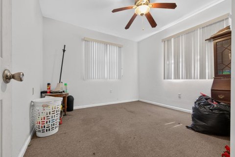 Casa en venta en Leesburg, Florida, 5 dormitorios, 265.14 m2 № 2385881 - foto 17