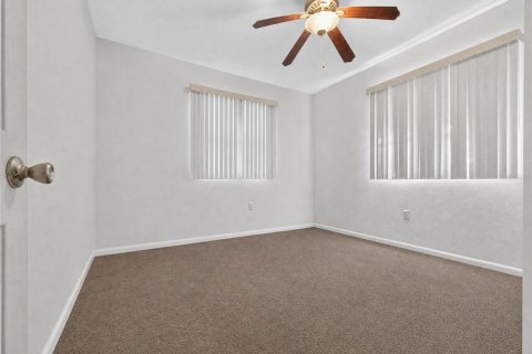 Casa en venta en Leesburg, Florida, 5 dormitorios, 265.14 m2 № 2385881 - foto 14