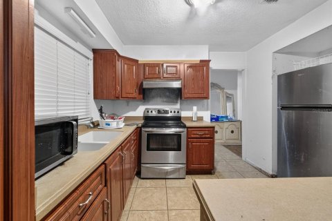 Casa en venta en Leesburg, Florida, 5 dormitorios, 265.14 m2 № 2385881 - foto 7