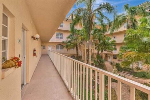 Condo in Venice, Florida, 3 bedrooms  № 1858064 - photo 4