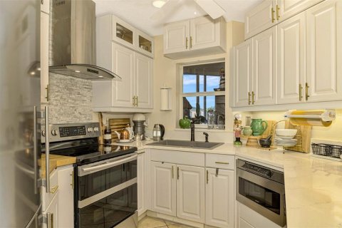 Condo in Venice, Florida, 3 bedrooms  № 1858064 - photo 16