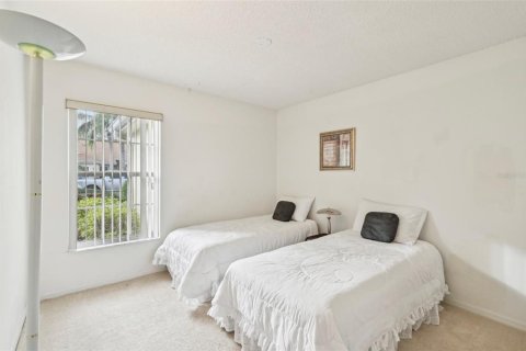 Condo in Sun City Center, Florida, 2 bedrooms  № 1533749 - photo 20