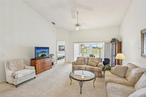 Condo in Sun City Center, Florida, 2 bedrooms  № 1533749 - photo 5