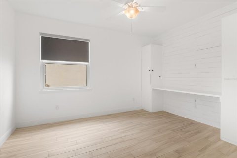 Villa ou maison à vendre à Sarasota, Floride: 4 chambres, 236.99 m2 № 2388742 - photo 16