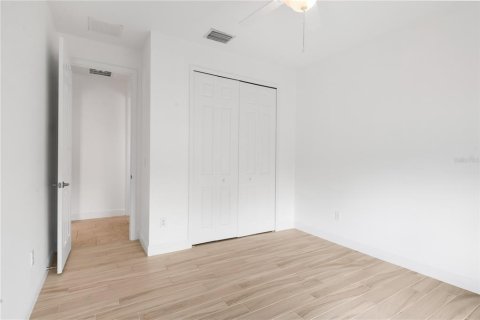 Villa ou maison à vendre à Sarasota, Floride: 4 chambres, 236.99 m2 № 2388742 - photo 13