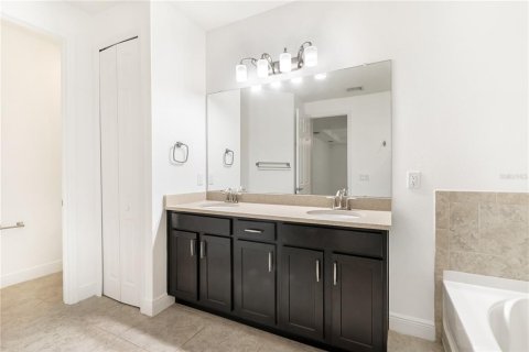 Villa ou maison à vendre à Sarasota, Floride: 4 chambres, 236.99 m2 № 2388742 - photo 27