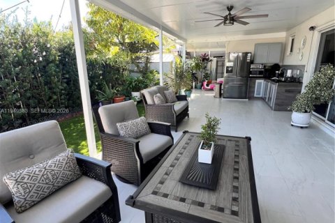 Villa ou maison à vendre à Miami, Floride: 3 chambres, 113.71 m2 № 2055164 - photo 16