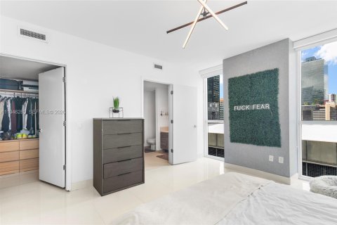 Condominio en venta en Miami, Florida, 1 dormitorio, 100.15 m2 № 2002593 - foto 19