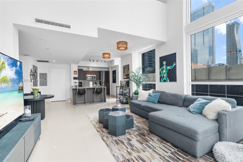 Condominio en venta en Miami, Florida, 1 dormitorio, 100.15 m2 № 2002593 - foto 13