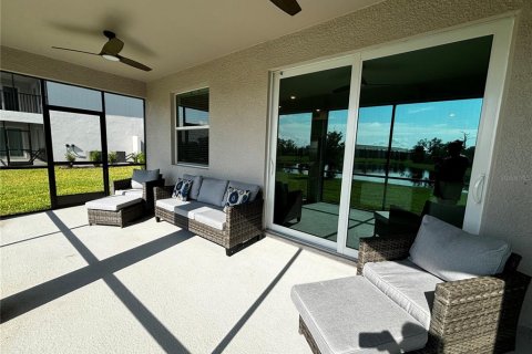 Townhouse in WELLEN PARK in Venice, Florida 3 bedrooms, 161.74 sq.m. № 2201782 - photo 11