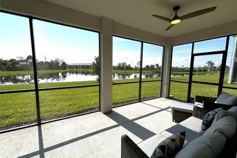 Townhouse in WELLEN PARK in Venice, Florida 3 bedrooms, 161.74 sq.m. № 2201782 - photo 12