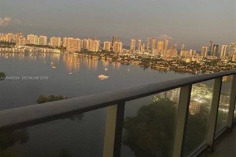 Condo à North Miami Beach, Floride, 2 chambres  № 2004339