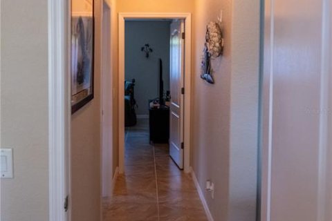 House in Port Charlotte, Florida 3 bedrooms, 198.72 sq.m. № 2103024 - photo 7