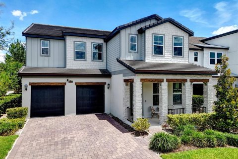 House in Orlando, Florida 5 bedrooms, 373 sq.m. № 2211941 - photo 3