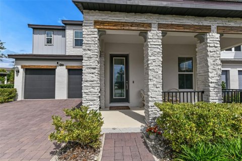 House in Orlando, Florida 5 bedrooms, 373 sq.m. № 2211941 - photo 7