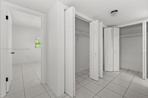 Copropriété à vendre à Miami, Floride: 1 chambre, 89.19 m2 № 1698552 - photo 24