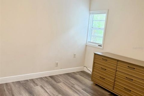 Condominio en venta en Clermont, Florida, 2 dormitorios, 66.89 m2 № 1777272 - foto 12