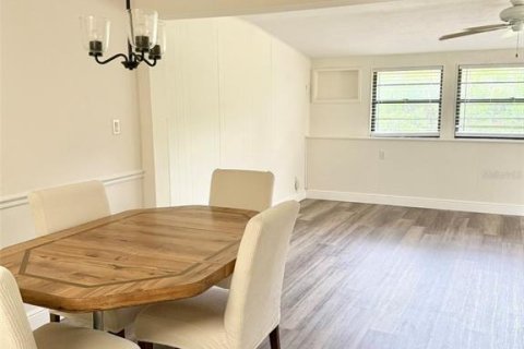 Condominio en venta en Clermont, Florida, 2 dormitorios, 66.89 m2 № 1777272 - foto 5