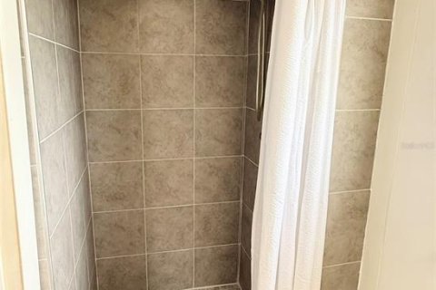 Condominio en venta en Clermont, Florida, 2 dormitorios, 66.89 m2 № 1777272 - foto 10