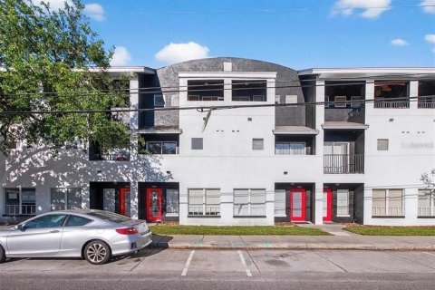 Immobilier commercial à Orlando, Floride 74.32 m2 № 2314292