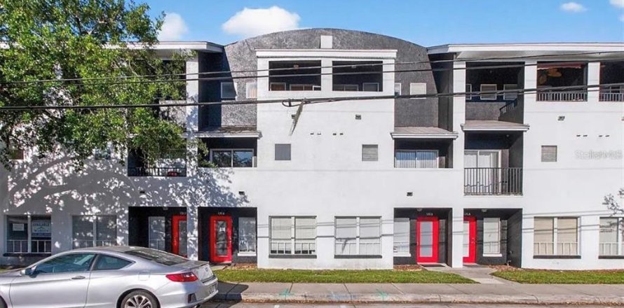 Immobilier commercial à Orlando, Floride 74.32 m2 № 2314292