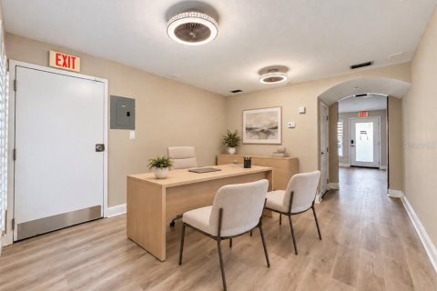 Immobilier commercial à louer à Orlando, Floride: 74.32 m2 № 2314292 - photo 10