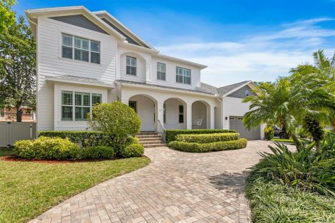 Casa en venta en Tampa, Florida, 5 dormitorios, 369.57 m2 № 1598350 - foto 4