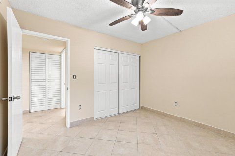 Copropriété à vendre à Sunrise, Floride: 2 chambres, 91.6 m2 № 2191873 - photo 11
