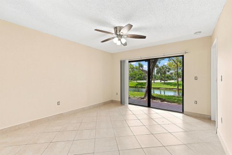 Copropriété à vendre à Sunrise, Floride: 2 chambres, 91.6 m2 № 2191873 - photo 20