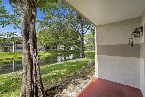 Copropriété à vendre à Sunrise, Floride: 2 chambres, 91.6 m2 № 2191873 - photo 30