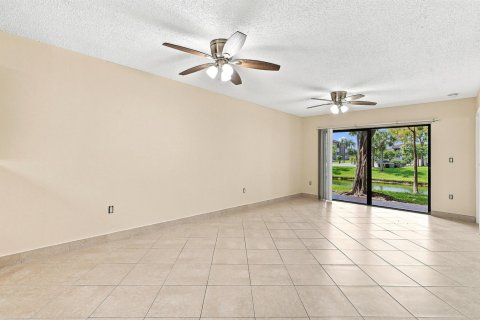 Copropriété à vendre à Sunrise, Floride: 2 chambres, 91.6 m2 № 2191873 - photo 13