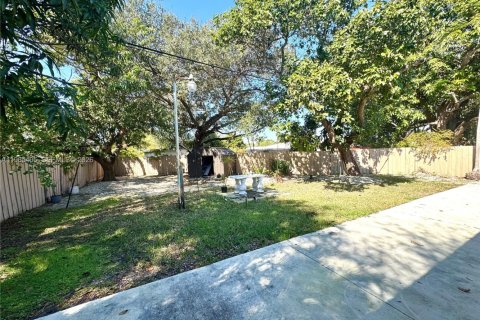 Купить виллу или дом в Норт-Майами, Флорида 4 спальни, 224.82м2, № 2027011 - фото 29