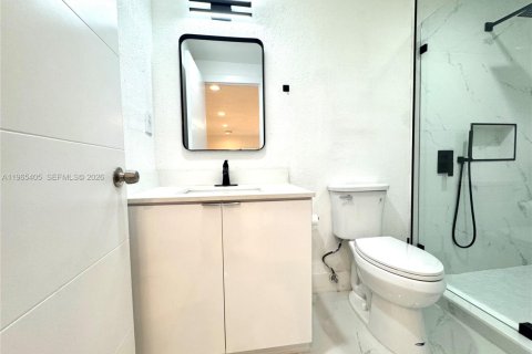 Купить виллу или дом в Норт-Майами, Флорида 4 спальни, 224.82м2, № 2027011 - фото 24