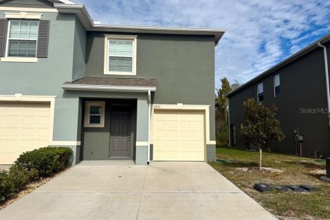 Touwnhouse à Davenport, Floride 3 chambres, 168.15 m2 № 2401092