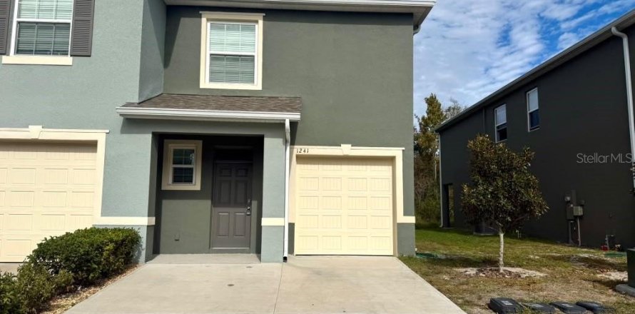 Touwnhouse à Davenport, Floride 3 chambres, 168.15 m2 № 2401092