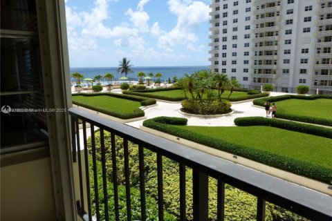 Copropriété à louer à Fort Lauderdale, Floride: 1 chambre, 134.71 m2 № 2015517 - photo 7