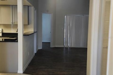 Apartment in Spring Hill, Florida 2 bedrooms, 89.19 sq.m. № 2156578 - photo 2
