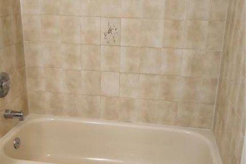 Apartment in Spring Hill, Florida 2 bedrooms, 89.19 sq.m. № 2156578 - photo 21