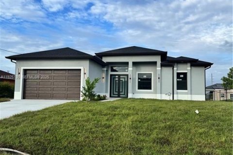 Casa en venta en Lehigh Acres, Florida, 4 dormitorios, 155.24 m2 № 1984292 - foto 4