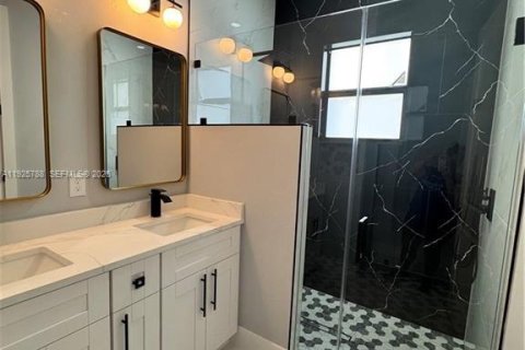 Casa en venta en Lehigh Acres, Florida, 4 dormitorios, 155.24 m2 № 1984292 - foto 17