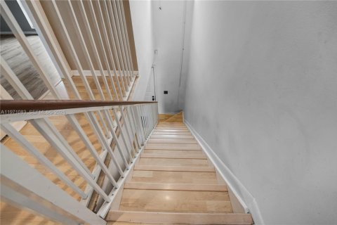 Touwnhouse à vendre à Pembroke Pines, Floride: 2 chambres, 101.08 m2 № 2040751 - photo 16