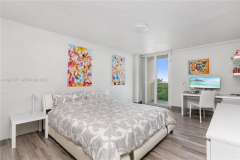 Condominio en venta en Sunny Isles Beach, Florida, 2 dormitorios, 126.16 m2 № 1986196 - foto 16