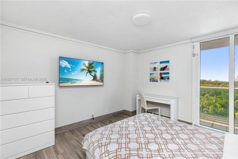 Condominio en venta en Sunny Isles Beach, Florida, 2 dormitorios, 126.16 m2 № 1986196 - foto 28